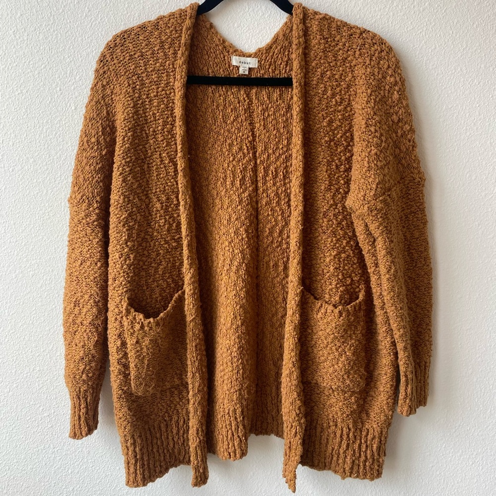 Slouchy cardigan in mustard yellow color